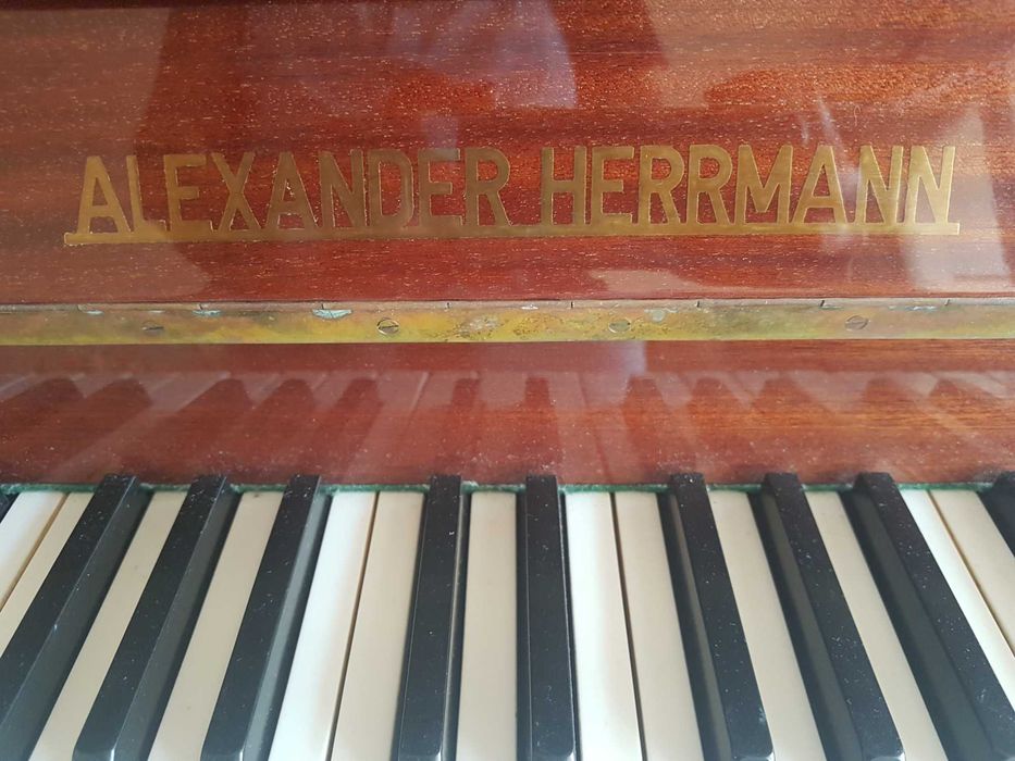 Немско Пиано Alexander Herrmann