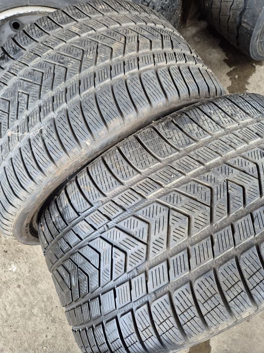 315/30R22 Pirelli