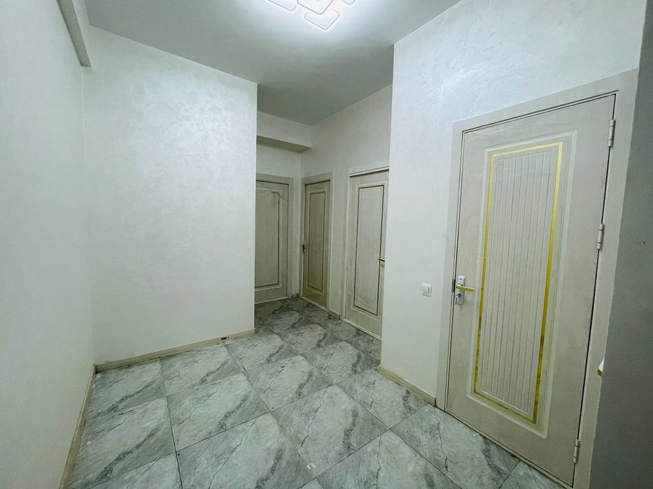 2 ком. квартира (52 м²), 2/2/3. Сергели, метро "Yangihayot" - 400 м.