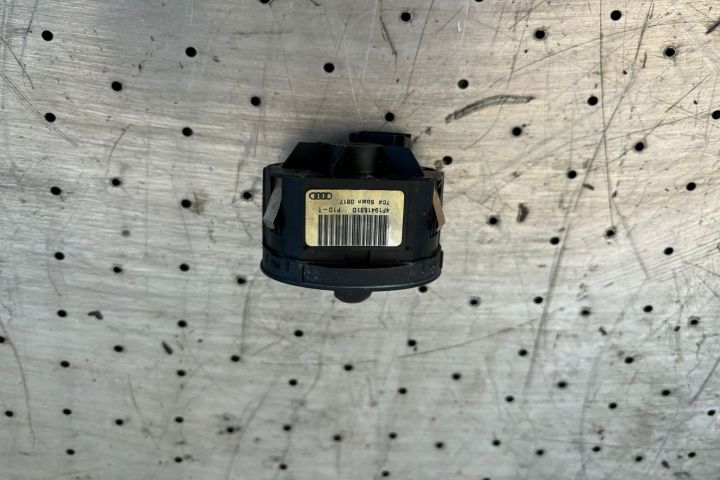 Comutator faruri Audi A6 4F/C6