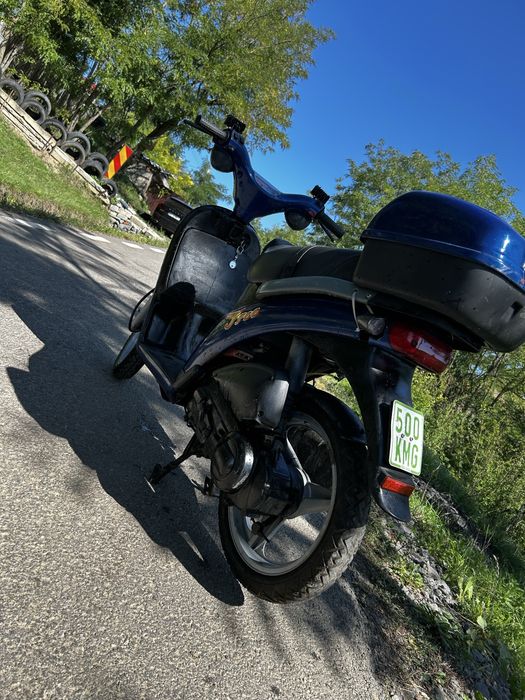 Vand piagio  motor de 49 mai multe detalii la telefon