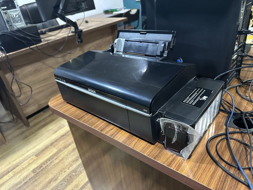 Printer l 805 a4 srochna sotiladi