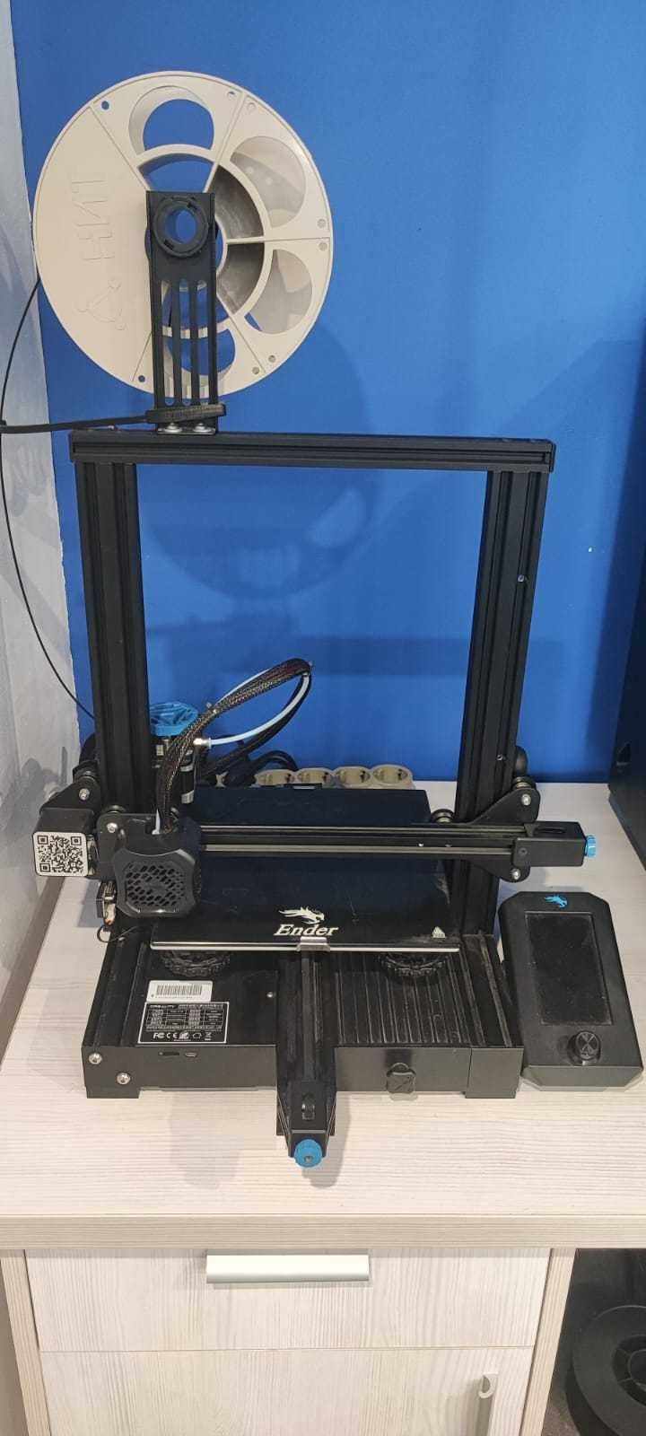 Ender 3 v2 + Flashforge guider 2.