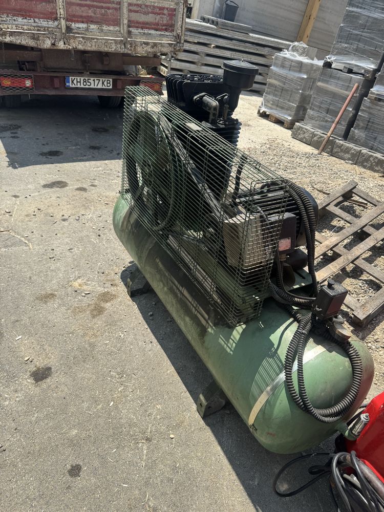 Компресор 500л Wally Milano