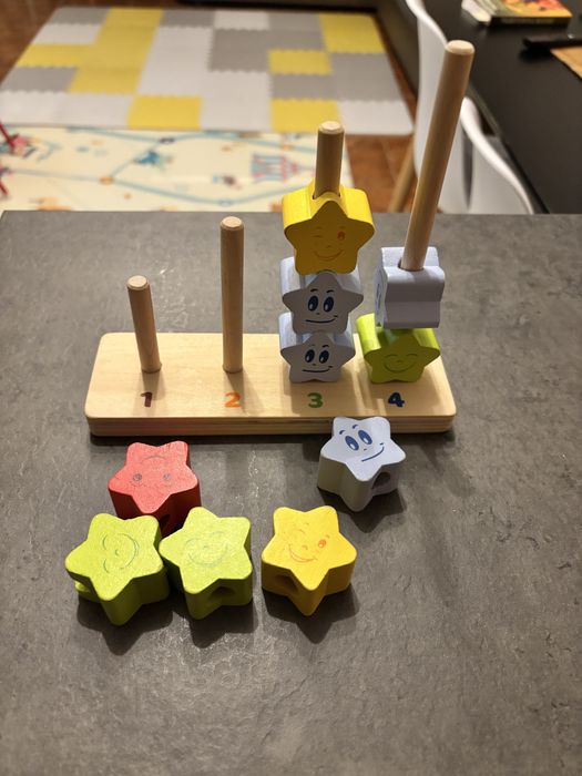 Дървени играчки сортери