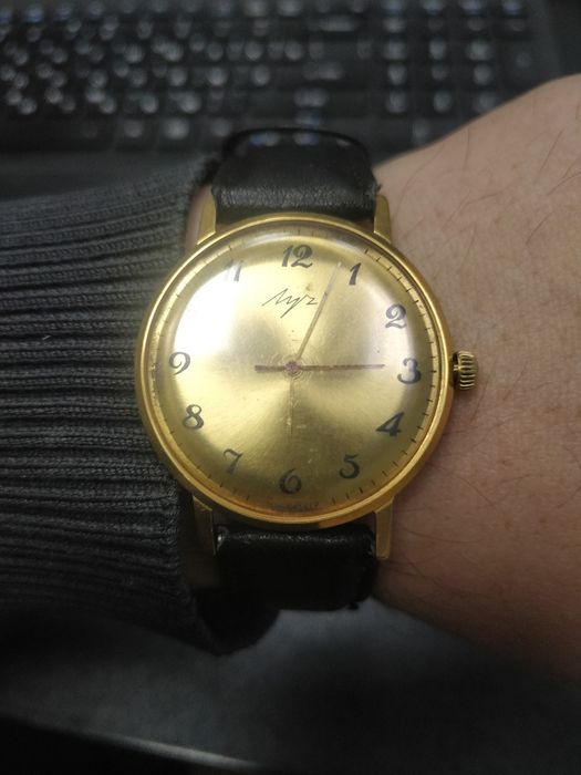 Часы Луч тонкие позолоченный