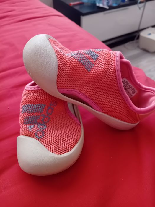 Найк. Адидас Пума за  момичета сандали,боти маратонки от 20 до 24 н