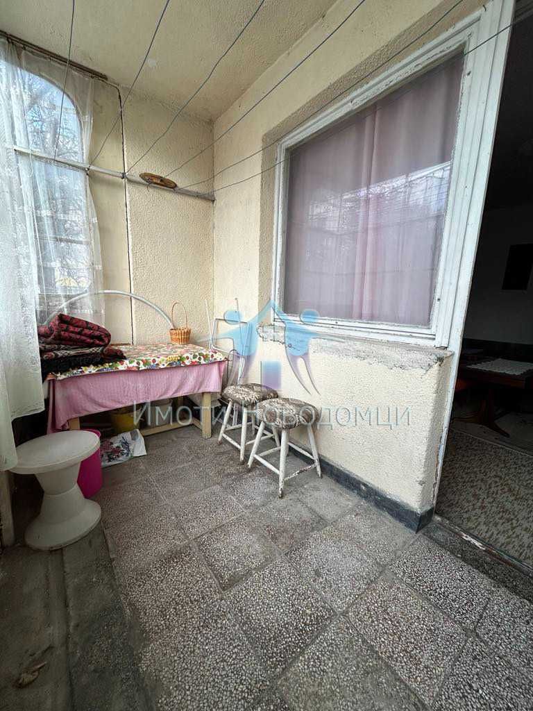 Продава се Двустаен апартамент в Шумен, Пазара - 60 кв.м за 1318 €/кв.м - Снимка #3