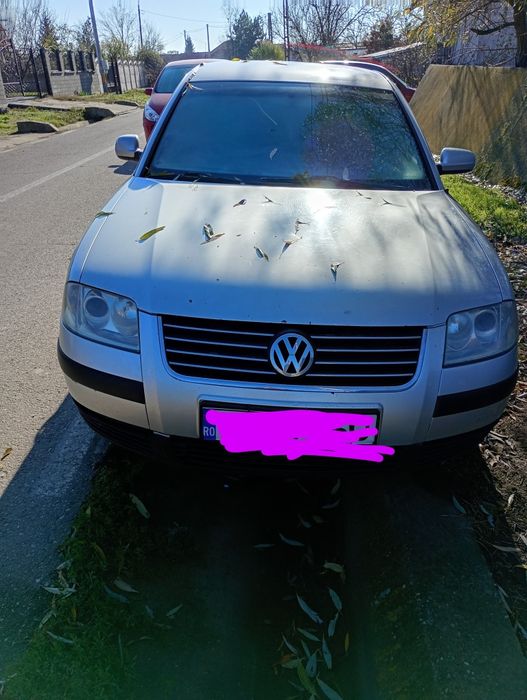 Vând Volkswagen Passat