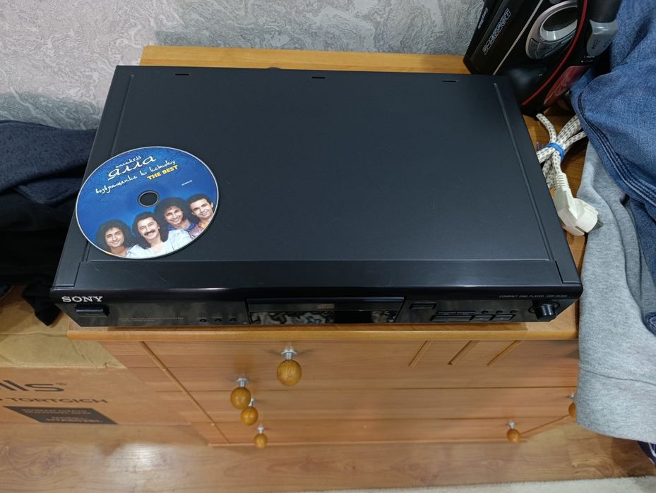 Сд проигрыватель Sony cdp xe300