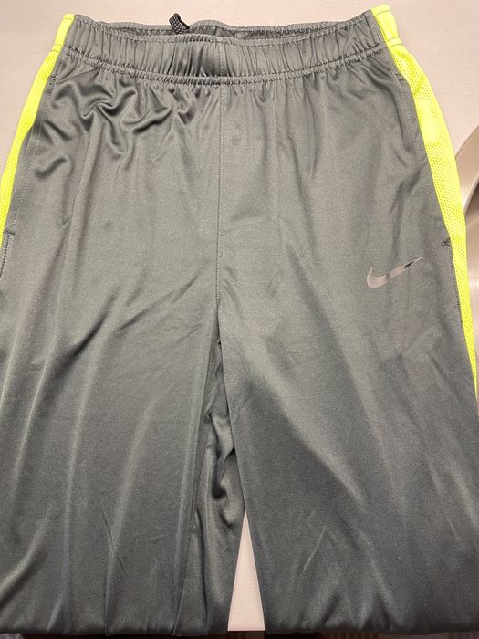 Оригинали нови долнища Найки Nike
