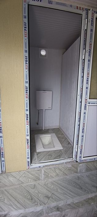 Экотуалет и душевая кабина из контейнера