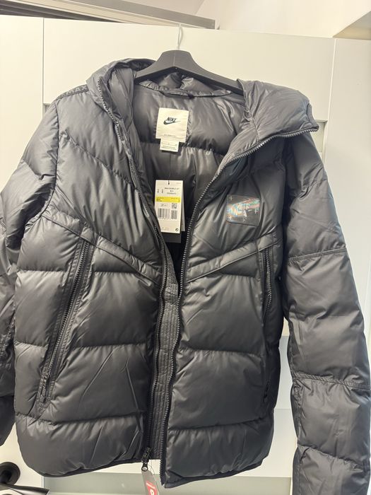 Geaca nike air max marimea S