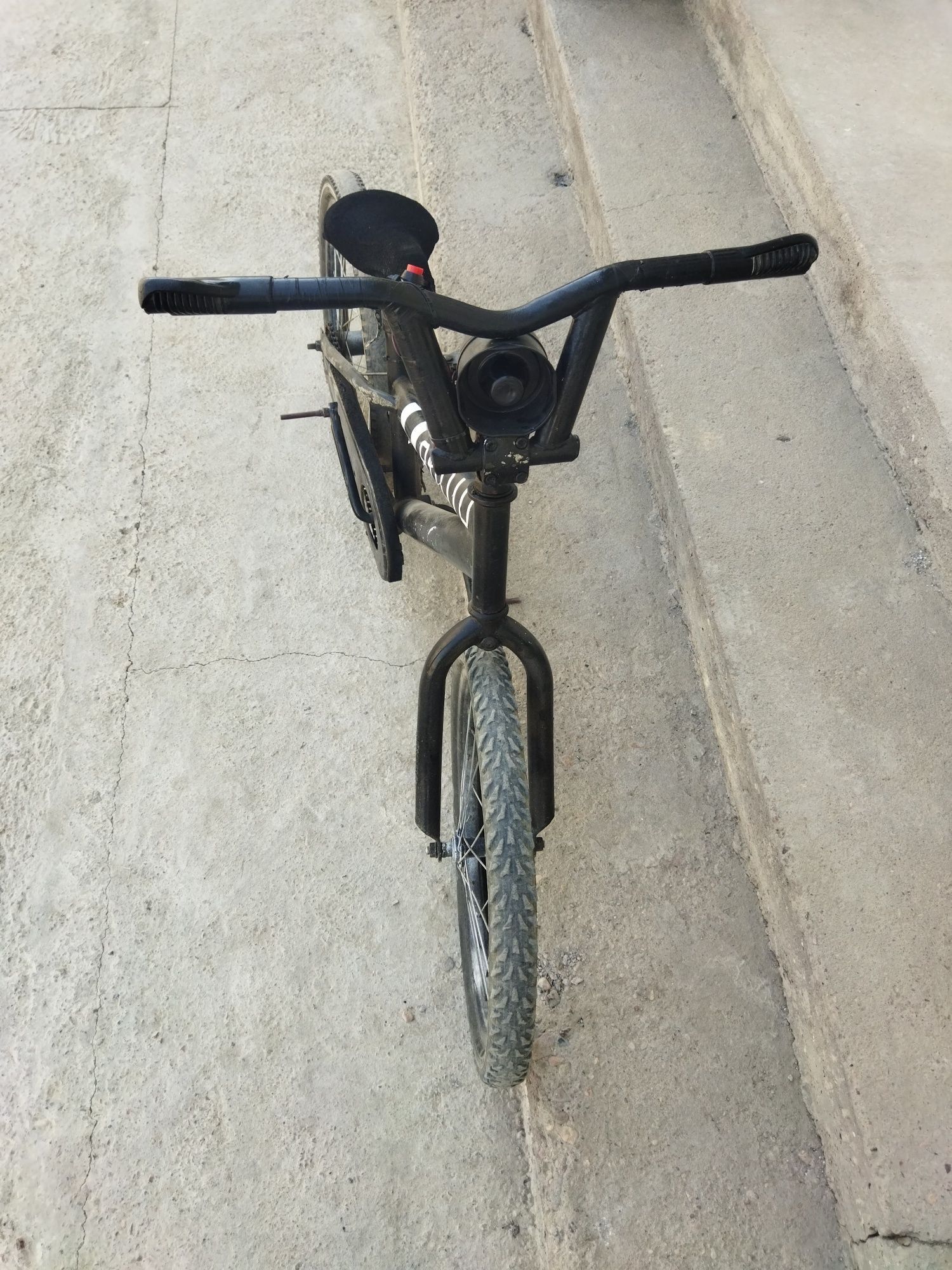Velosiped 20 rama sotiladi