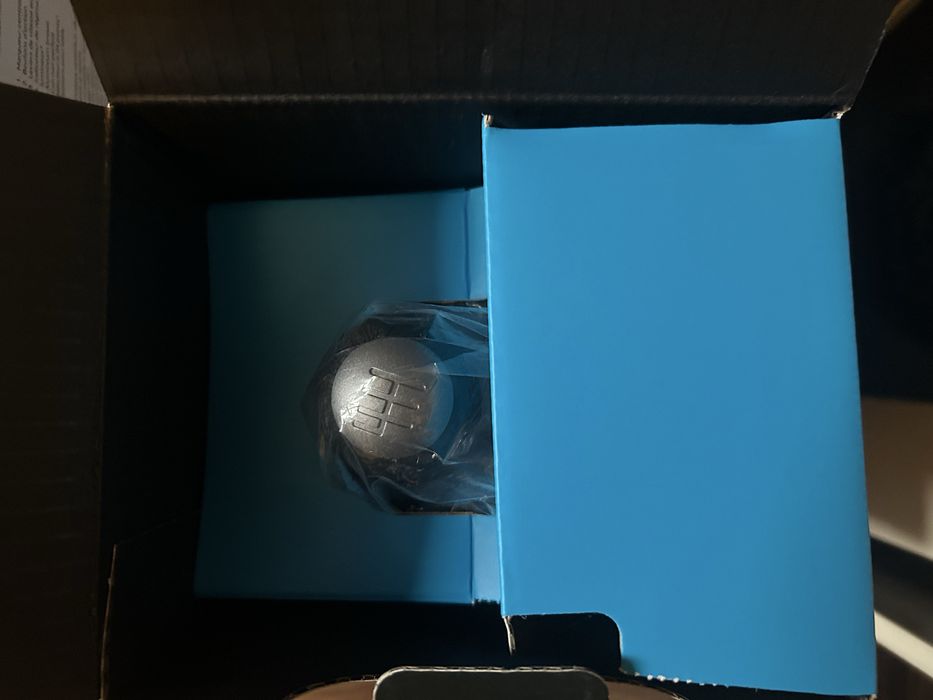 Чисто нов simracing волан и педали Logitech g923 и shifter Logitech