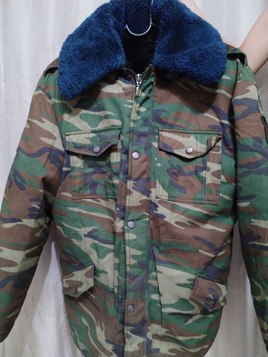 Продам бушлат офицерский.