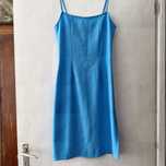Rochie cu croiala feminina