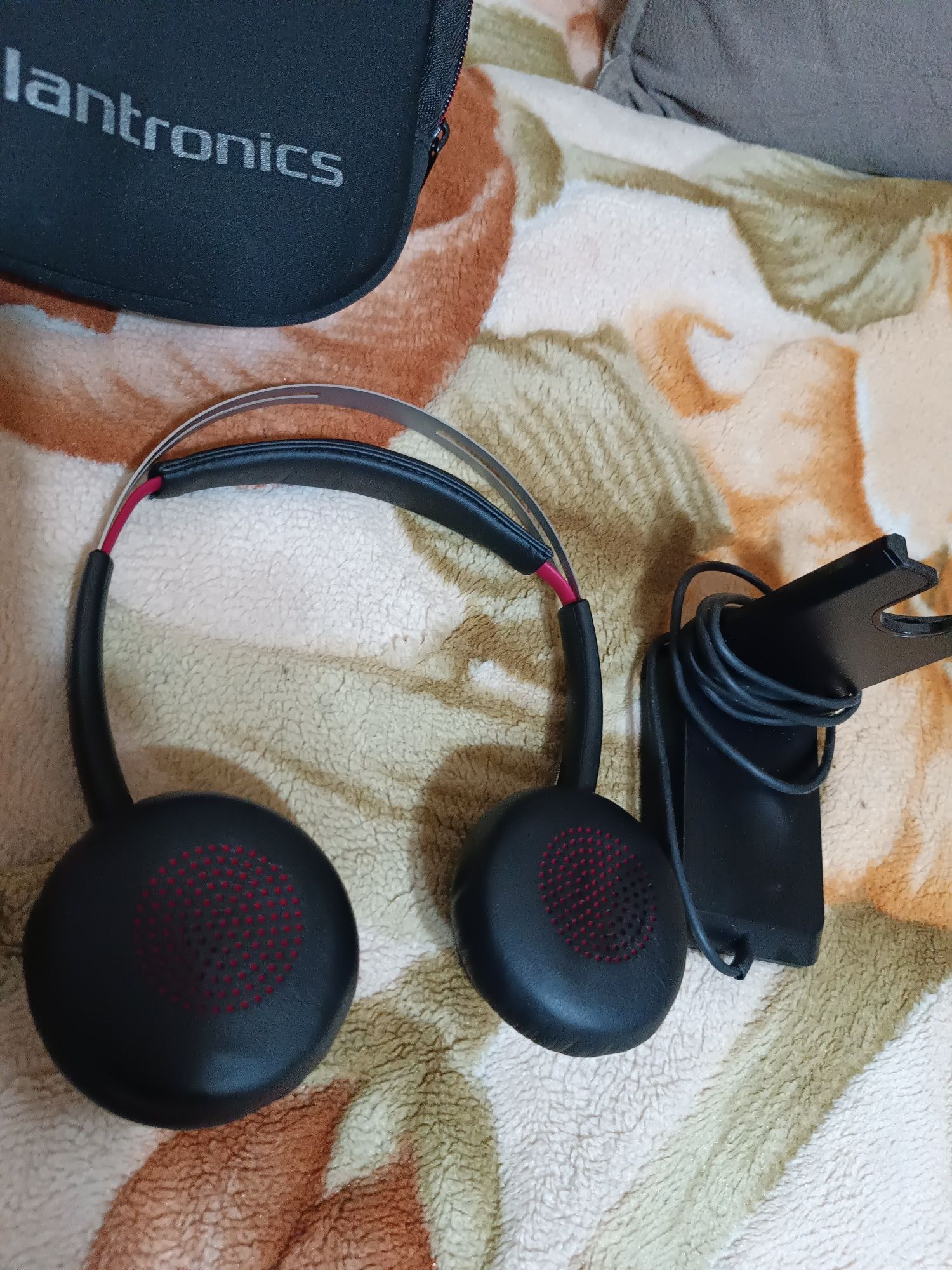 Стерео наушники Planktronics оригинал