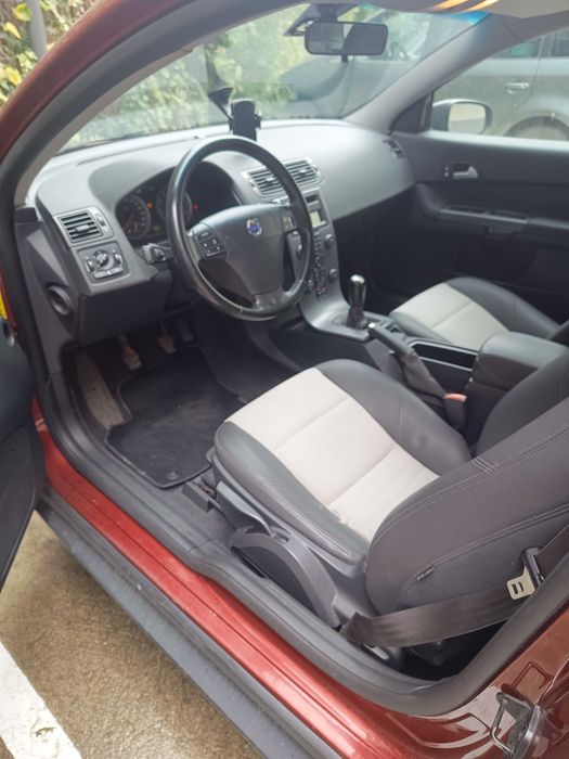 Vând Volvo C30 1.6 MPI benzina