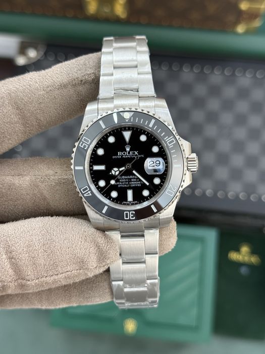 Rolex Submariner Date