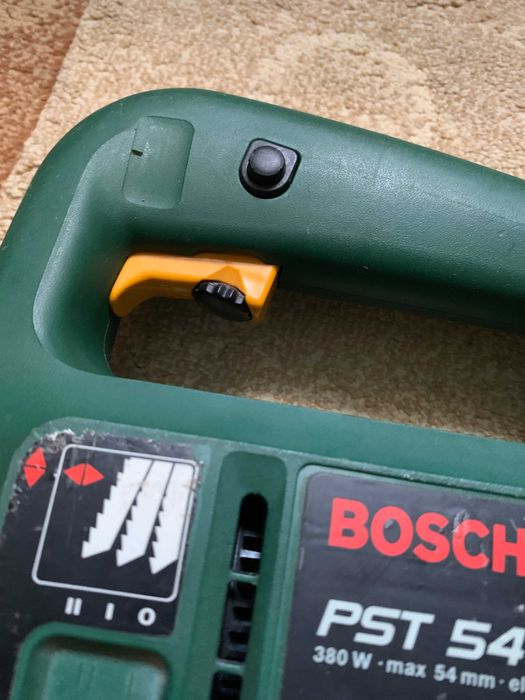 Fierăstrău pendular Bosch PST 54 PE cu variator de turație