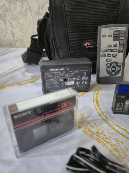 Продается Видеокамера PANASONIC leica dicomar