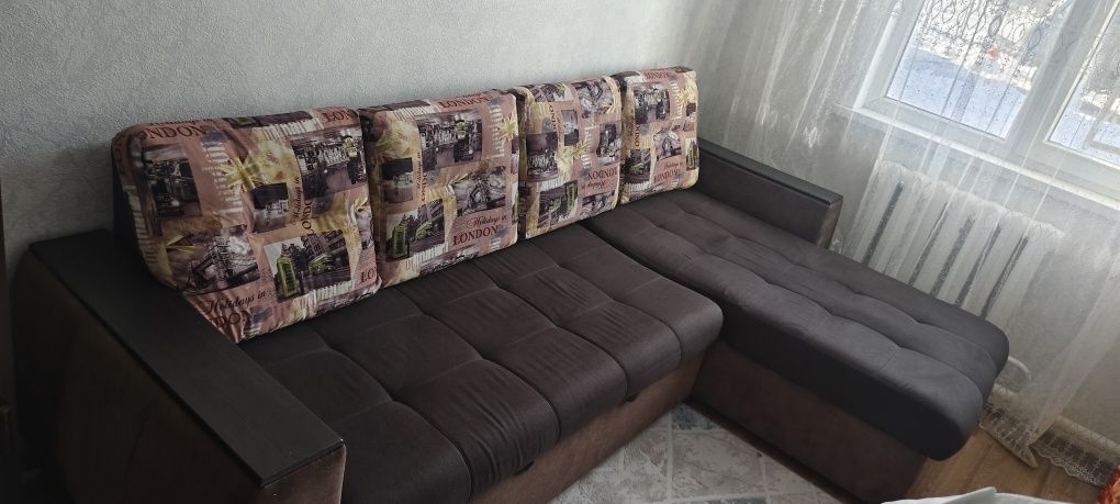 Продам диван в хорошем состоянии