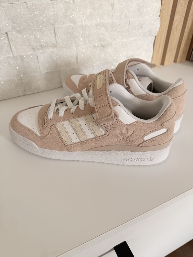 Нова цена!!!Сникърси Adidas Forum Low Shoes GZ9475