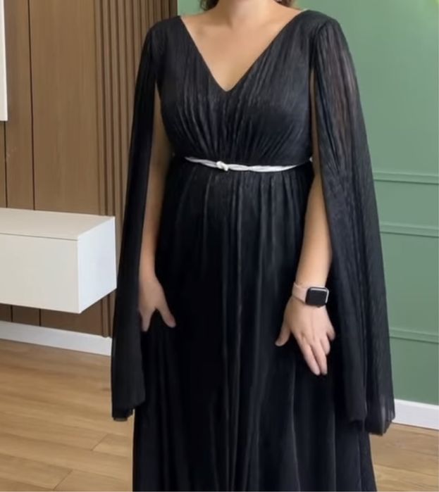 продам вечернее платье , длинное в пол, размер 52-54