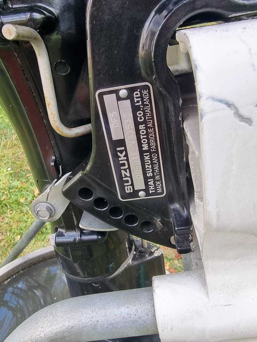 motor barca suzuki 5hp, 4 timpi, ca nou