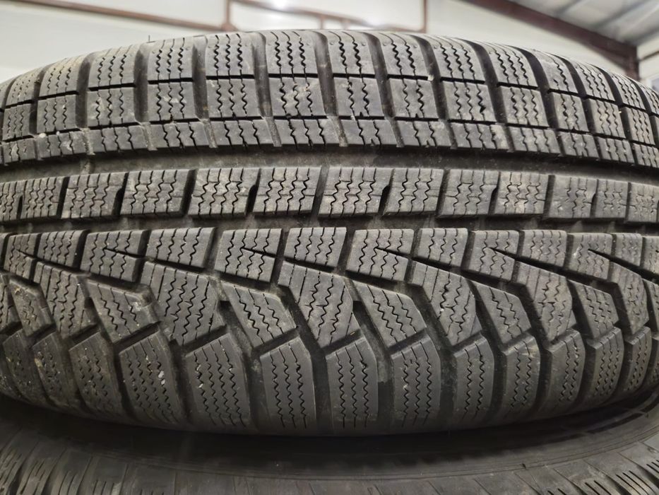 Jante otel 5x112 R17 Audi Q3 / anvelope iarna Hankook 215 65 17/capace