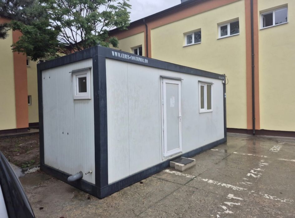 Inchiriem container birou + baie 6x2,4m