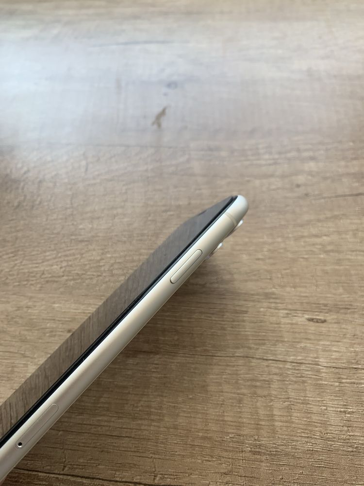 iPhone 11 128gb като нов