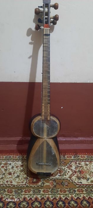 Bakinskiy tor sotiladi