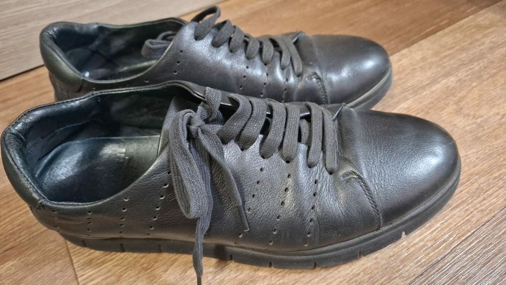 Кожаные мужские кроссовки. 40р