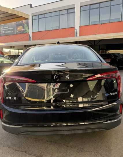 Срочно! Hongqi E-QM5 500км Черный! 2025г Без пробега!