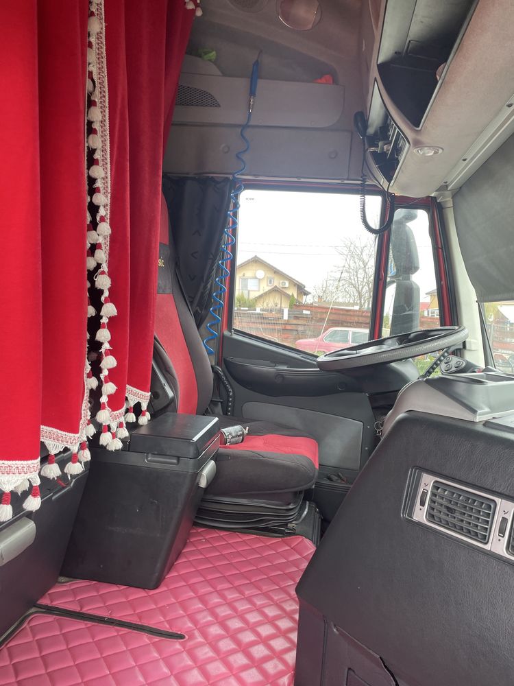 Vând ansamblu cereale  Iveco Stralis 420 an 2011,Bena Benalu 25000e
