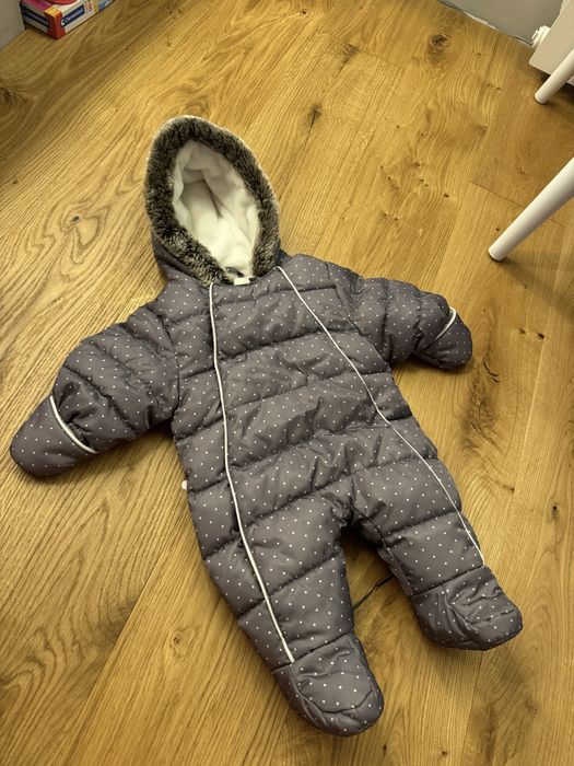 Космонавт ескимос Okaidi Obaibi