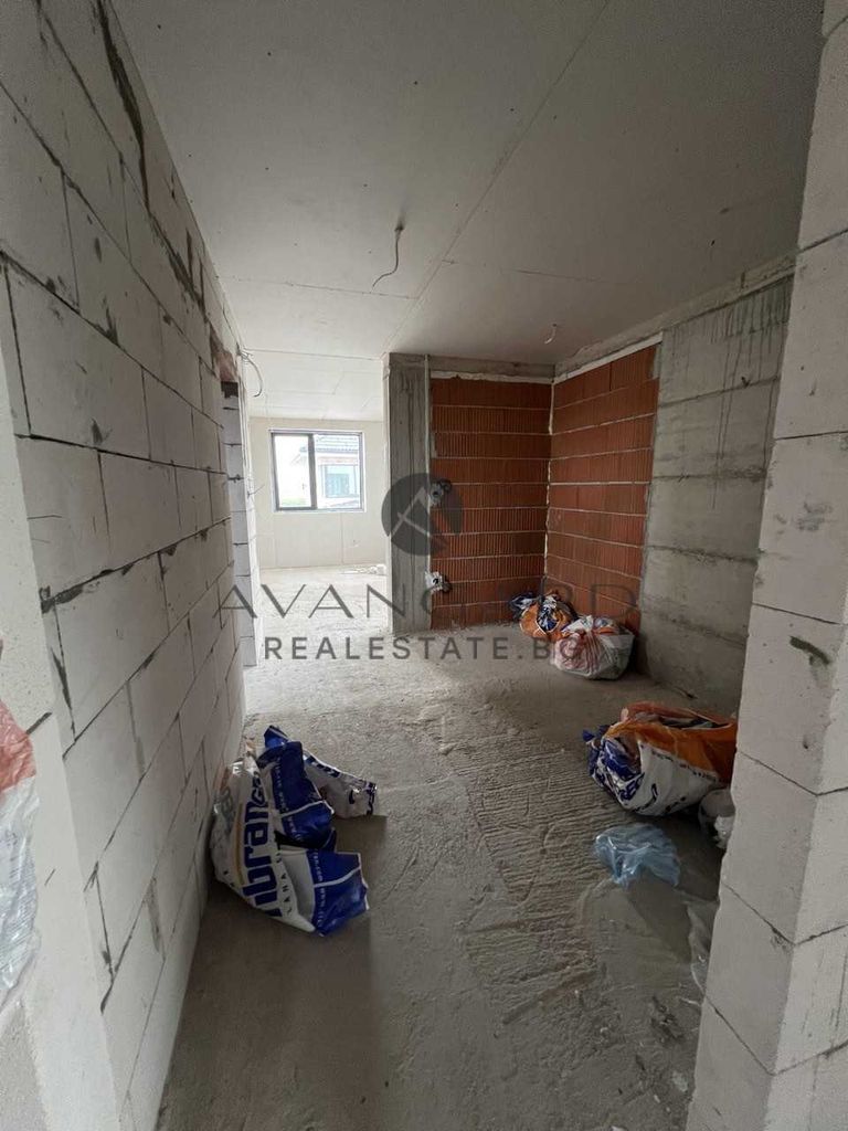 Продава се Къща в с. Радиново, Област Пловдив - 600 кв.м за 975 €/кв.м - Снимка #6