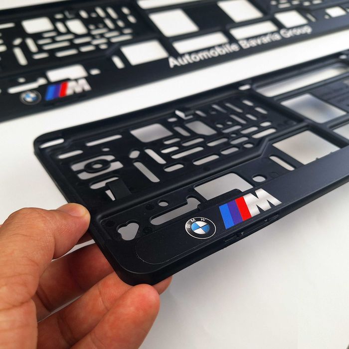Suporti numar inmatriculare personalizati BMW Automobile Bavaria Group