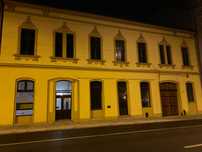 Spatiu 1 Decembrie nr 1 ultracentral Oradea cafenea magazin florarie