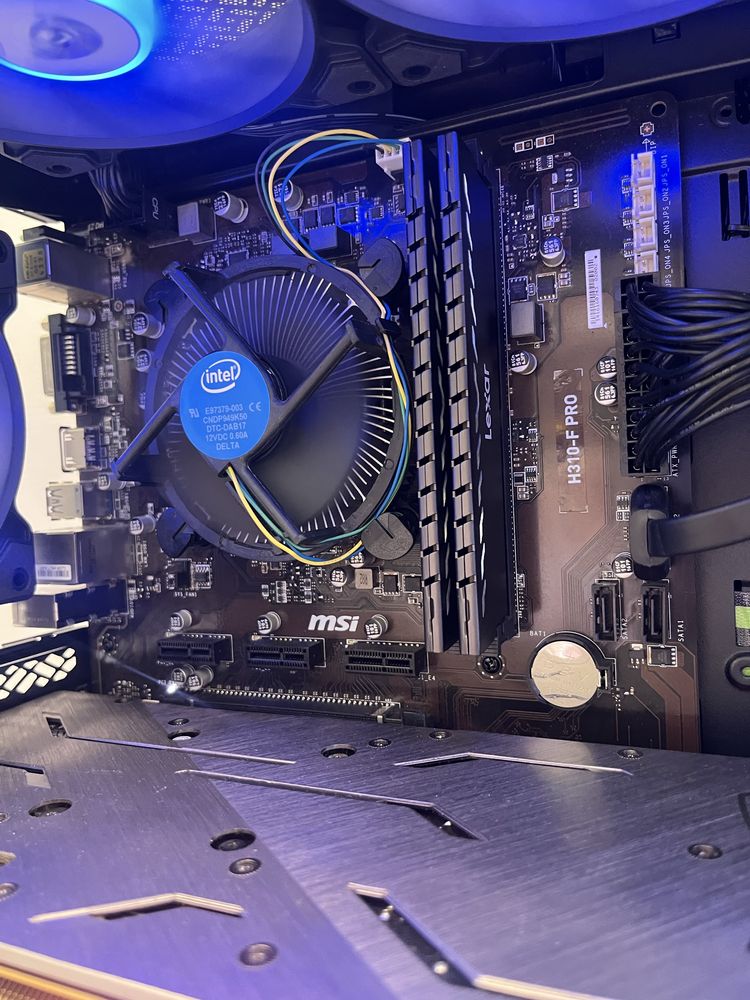 Геймърски компютър Intel Core i5 8500, RTX 2070 Super 8GB, 16GB ram