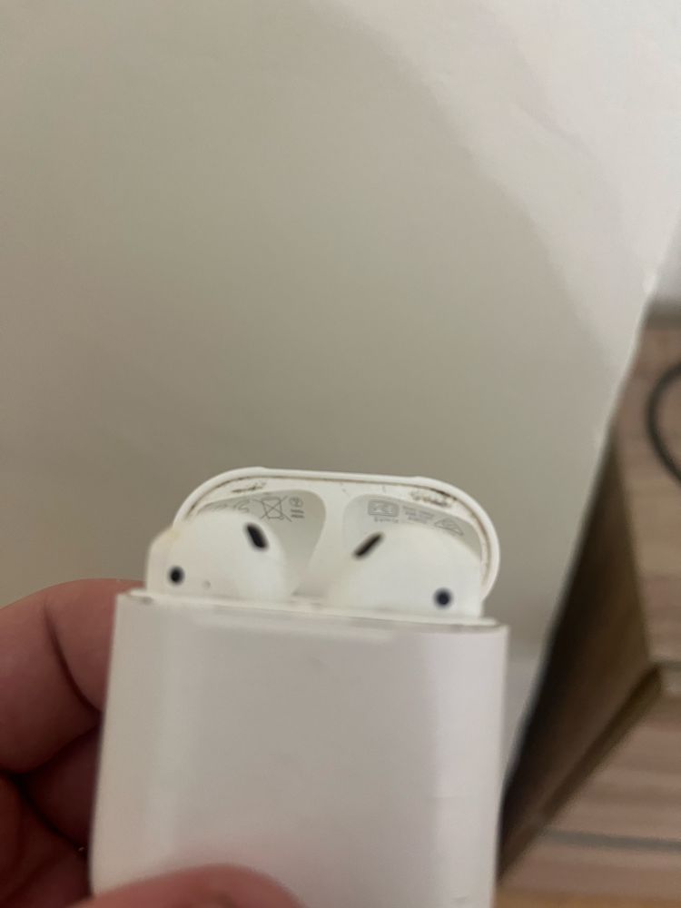 Airpods 2.