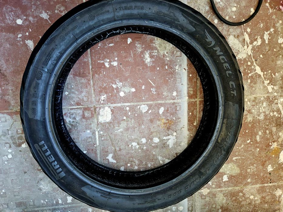 Cauciuc moto 100/80/R17 .. 140/70/R17  .. 110/70/r17 .. 130/70/R17