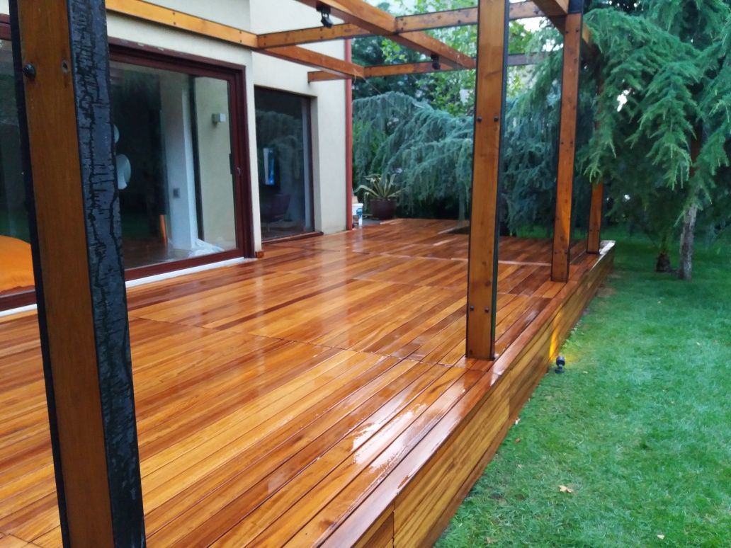 Executam terase , pardoseli din deck si decking