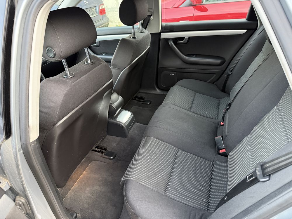 Audi A4 2.7TDi fab.2007 *** S LINE *** ADUS AZI