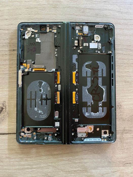 Ecran mare Fold 3 Display ORIGINAL SAMSUNG cu montaj si garantie