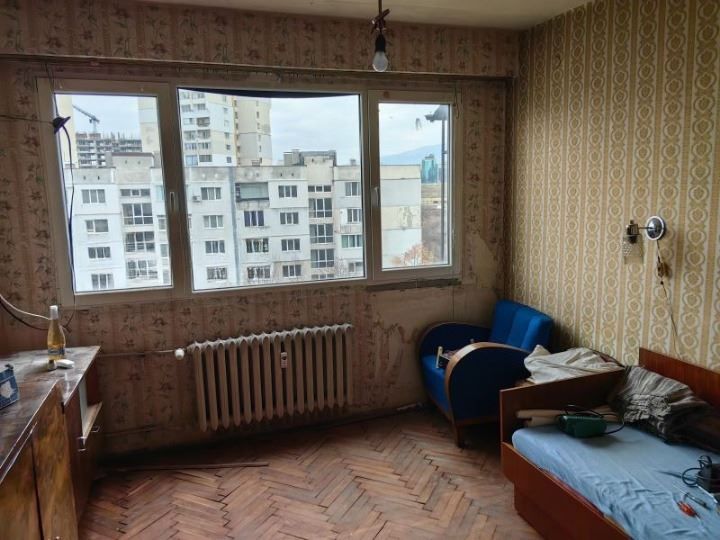 Продава се Тристаен апартамент в София, Сердика - 80 кв.м за 1938 €/кв.м - Снимка #1