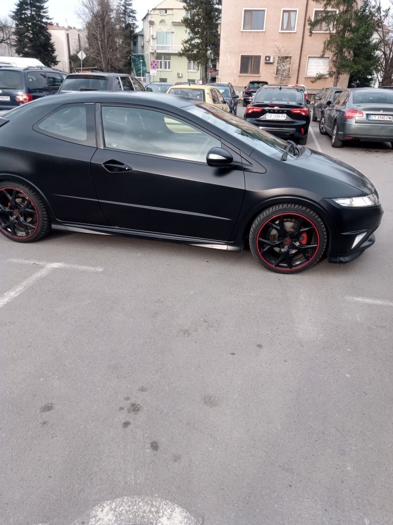 HONDA civic type r FN2 2007г десен волан !!!