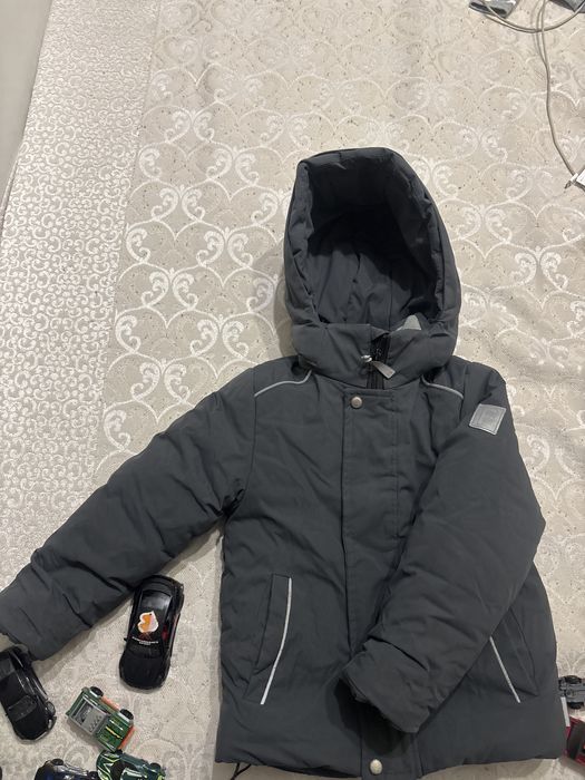 Зимняя куртка. Серый цвет. Размер 92